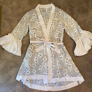 NWOT - Robe